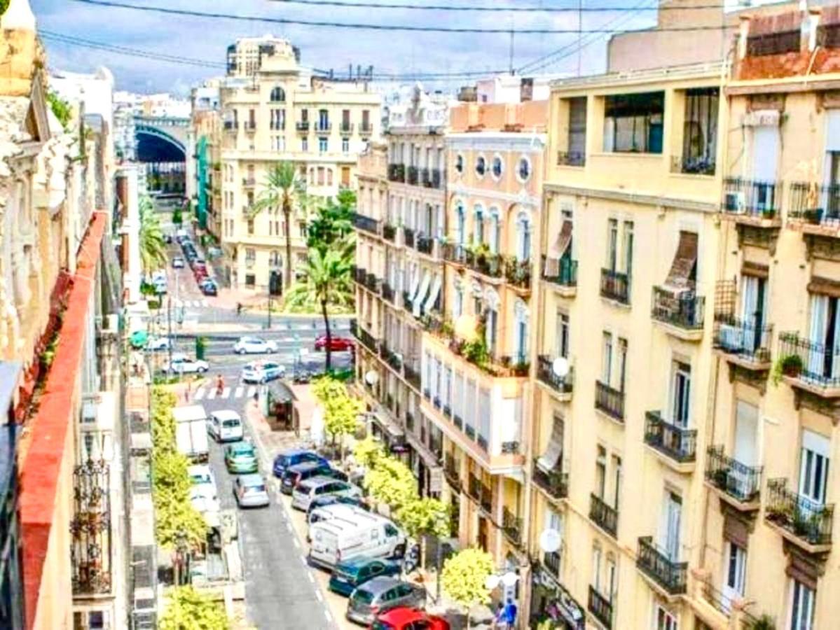 El Palacete Gran Via Valencia Exterior foto